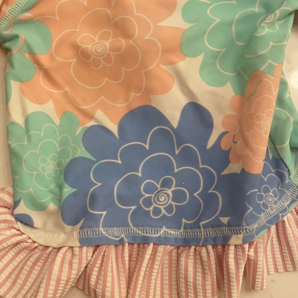 Bathing suit top - Picture 2 of 3